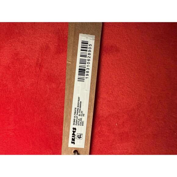 Skims Ultimate Push Up Thong Bodysuit Color Clay Size XS - Picture 6 of 6